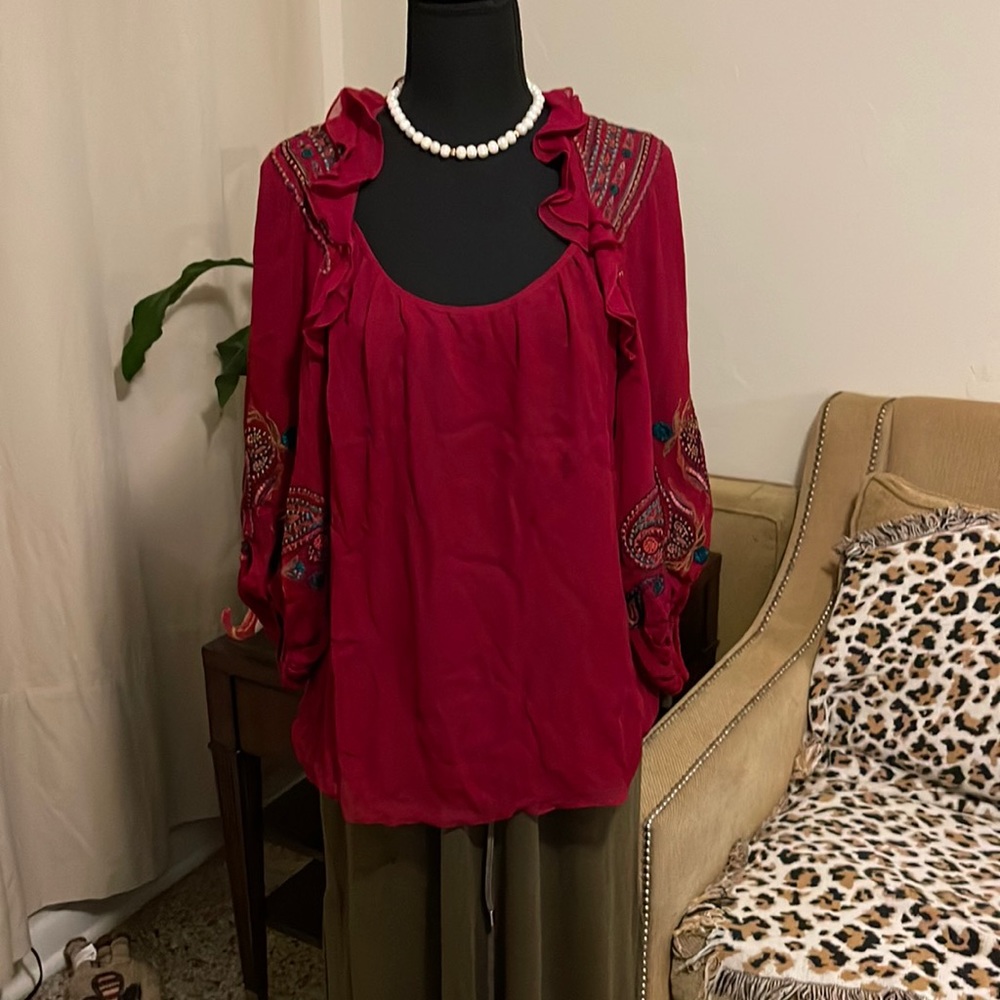 Nanette Lenore size 4 NWT silk never wear it elegante